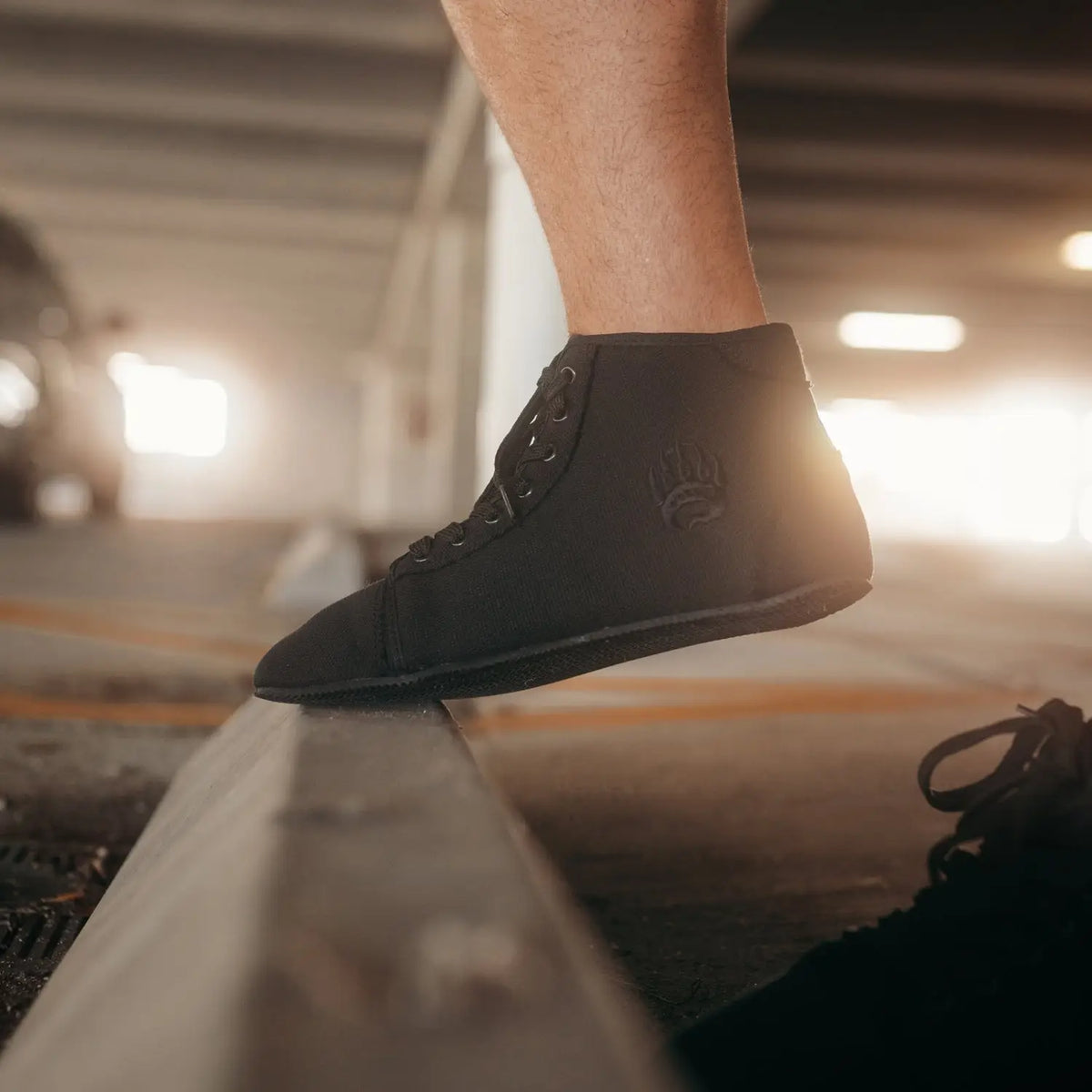 Bearfoot Ursus CHTG1 - Black