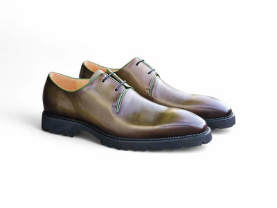 Carrucci Shoes Whole Cut Derby With Lug Sole Lightweight KS480101