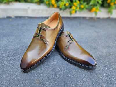 Carrucci Shoes Whole Cut Derby With Lug Sole Lightweight KS480101