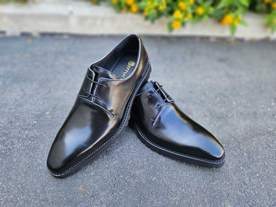 Carrucci Shoes Whole Cut Derby With Lug Sole Lightweight KS480101