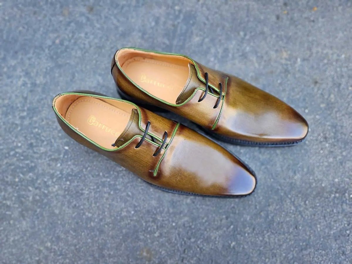 Carrucci Shoes Whole Cut Derby With Lug Sole Lightweight KS480101