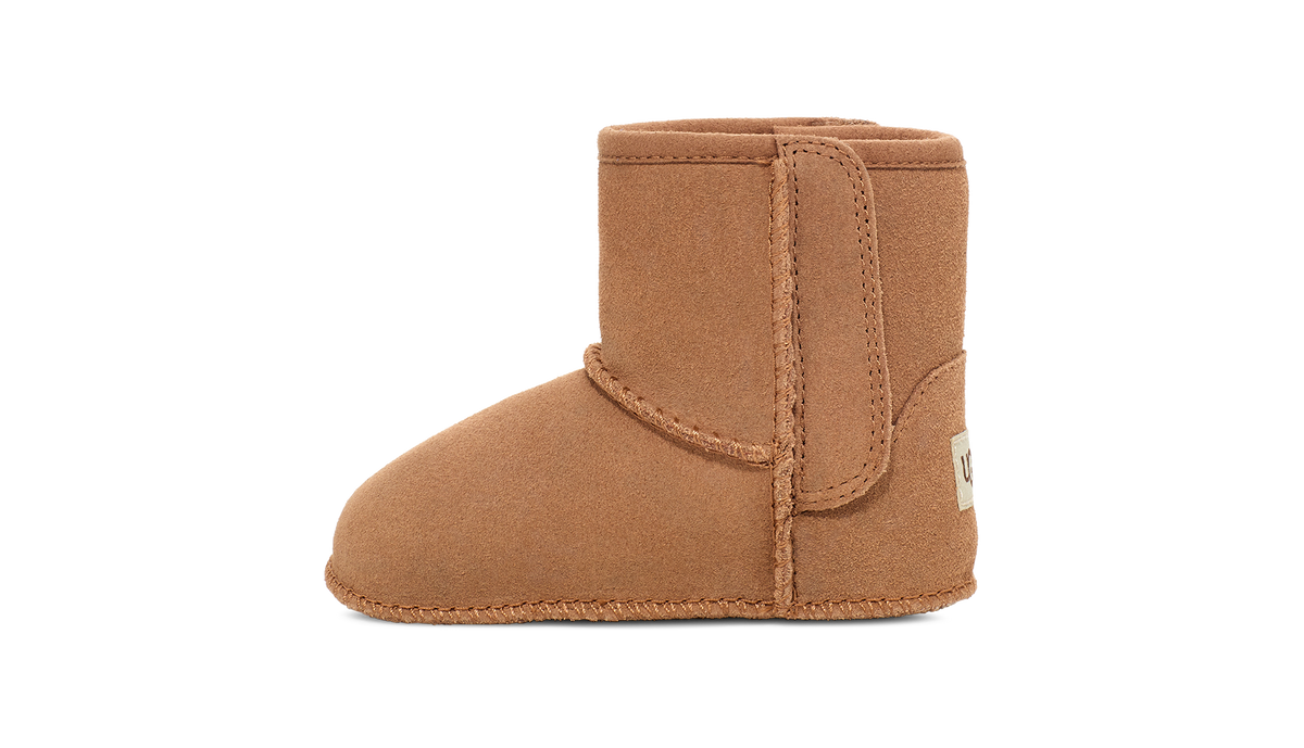 UGG Baby Classic Crib Toddlers' (TD) Booties — Chestnut Sheepskin