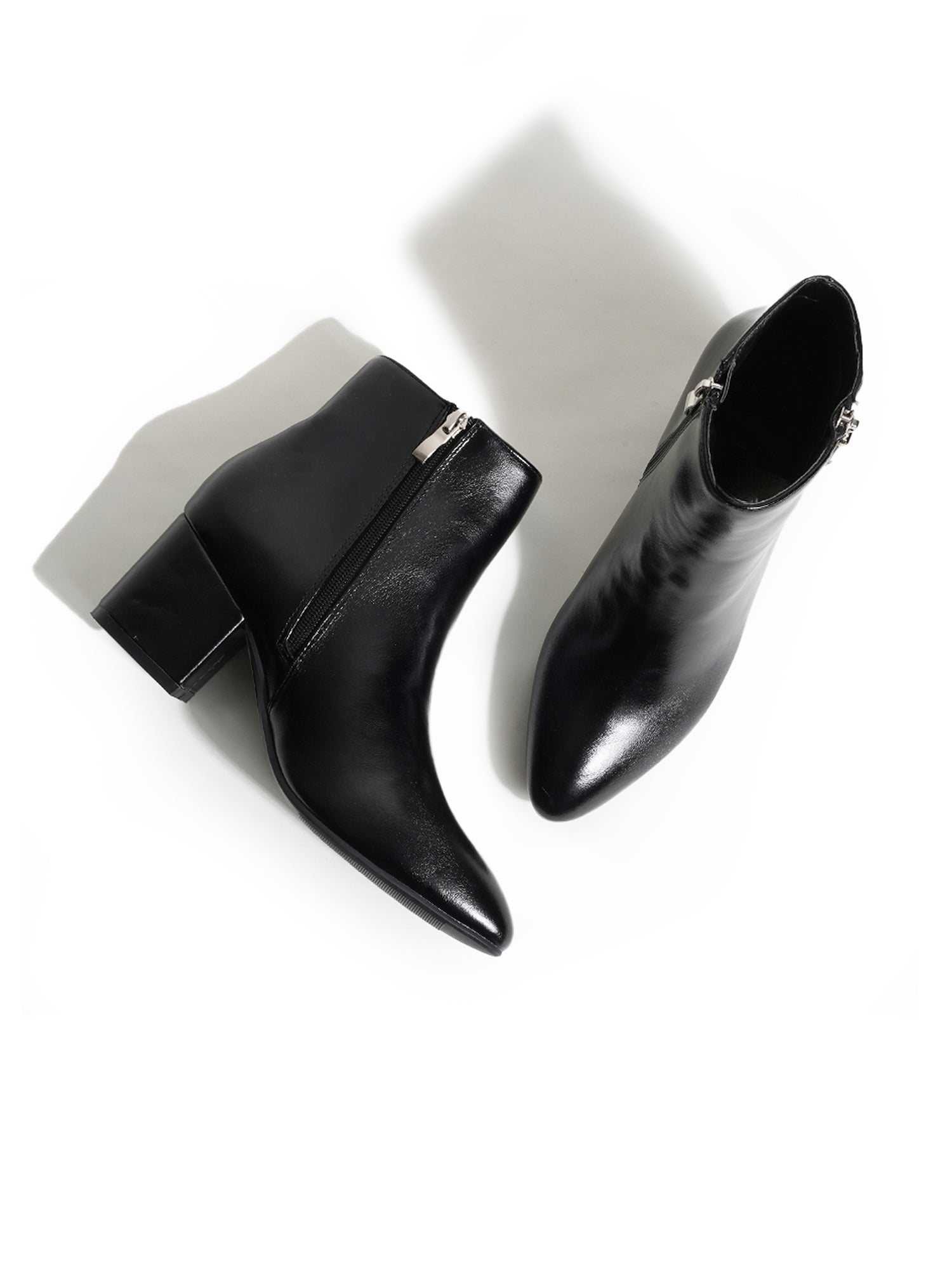 Zuma | Black